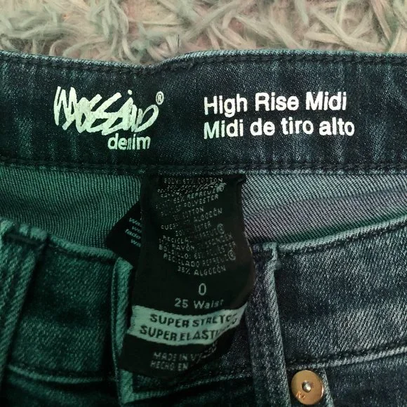 mossimo supply co high rise/waisted denim shorts - Picture 3 of 3
